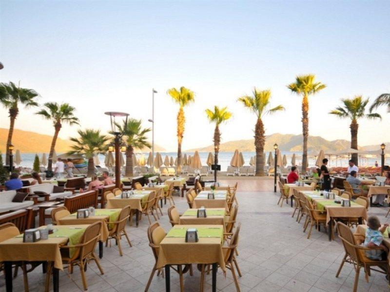 מרמריס Maris Beach Hotel מראה חיצוני תמונה