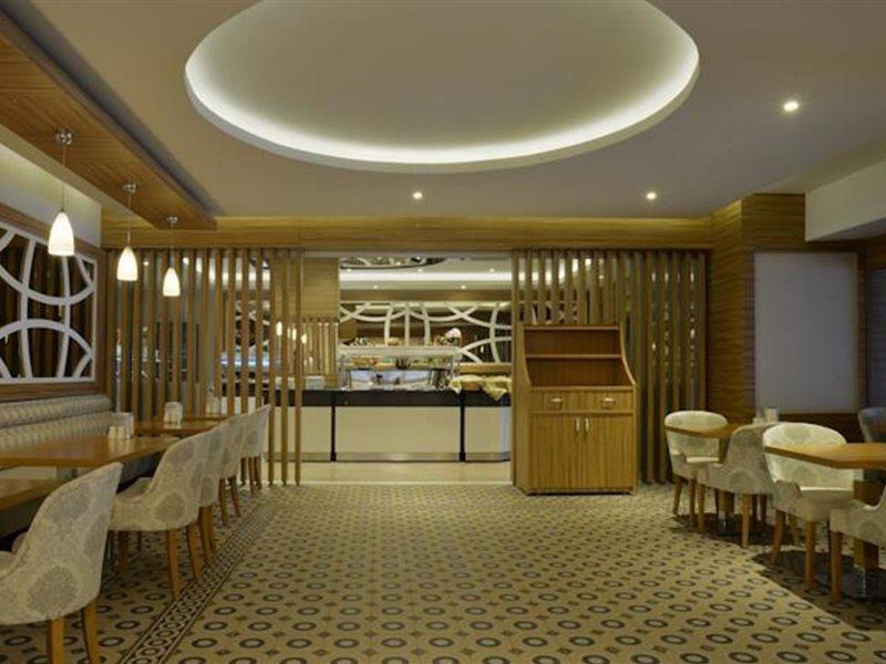מרמריס Maris Beach Hotel מראה חיצוני תמונה