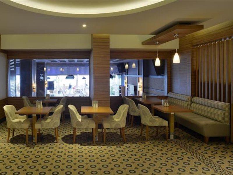 מרמריס Maris Beach Hotel מראה חיצוני תמונה