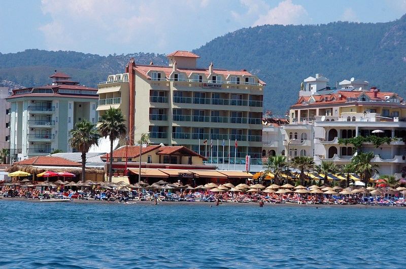 מרמריס Maris Beach Hotel מראה חיצוני תמונה
