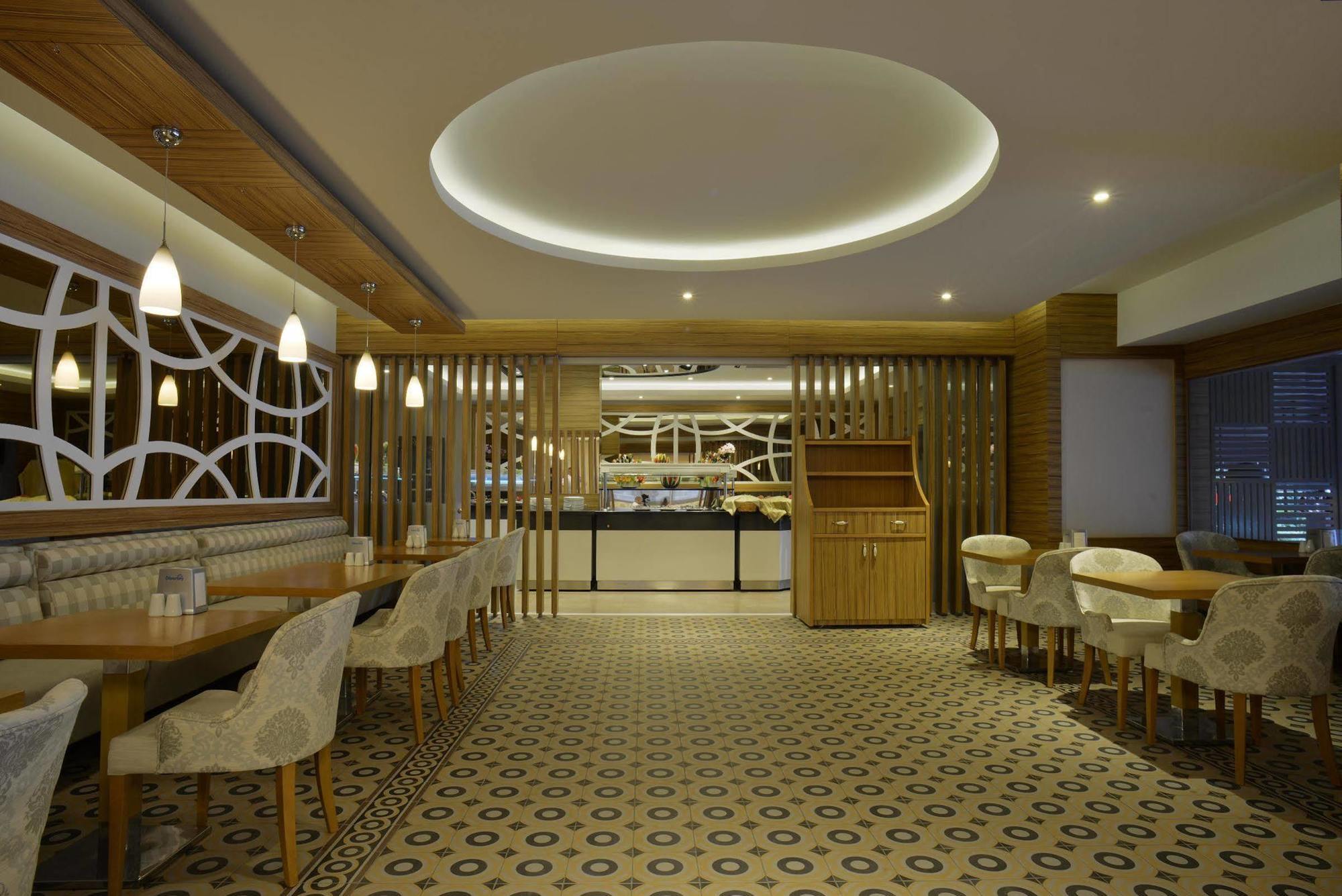 מרמריס Maris Beach Hotel מראה חיצוני תמונה