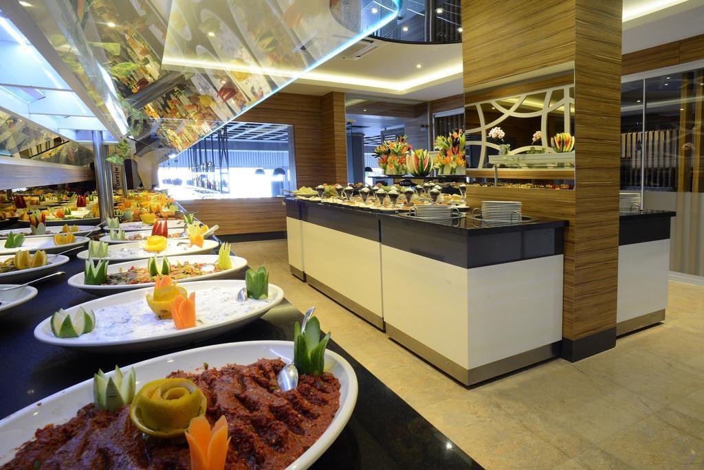 מרמריס Maris Beach Hotel מראה חיצוני תמונה